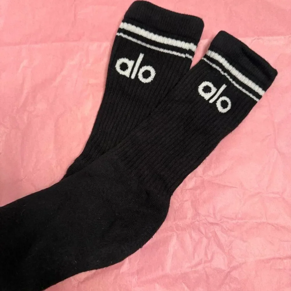 Alo-yoga Women's Black Socks